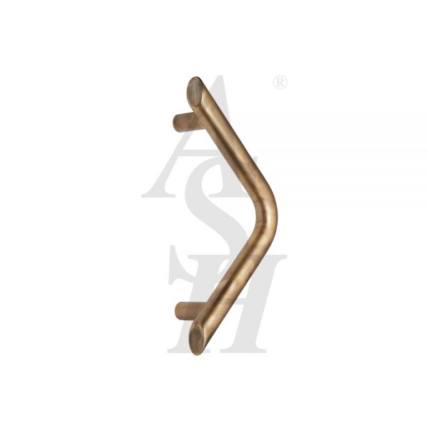ash211-antique-brass-antimicrobial-cranked-pull-door-handle-ash-door-furniture-specialists-wm