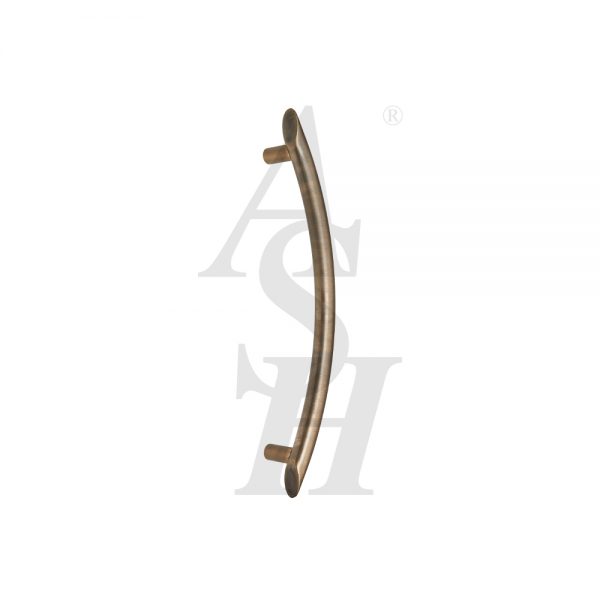 ash227-antique-brass-curved-cranked-pull-door-handle-ash-door-furniture-specialists